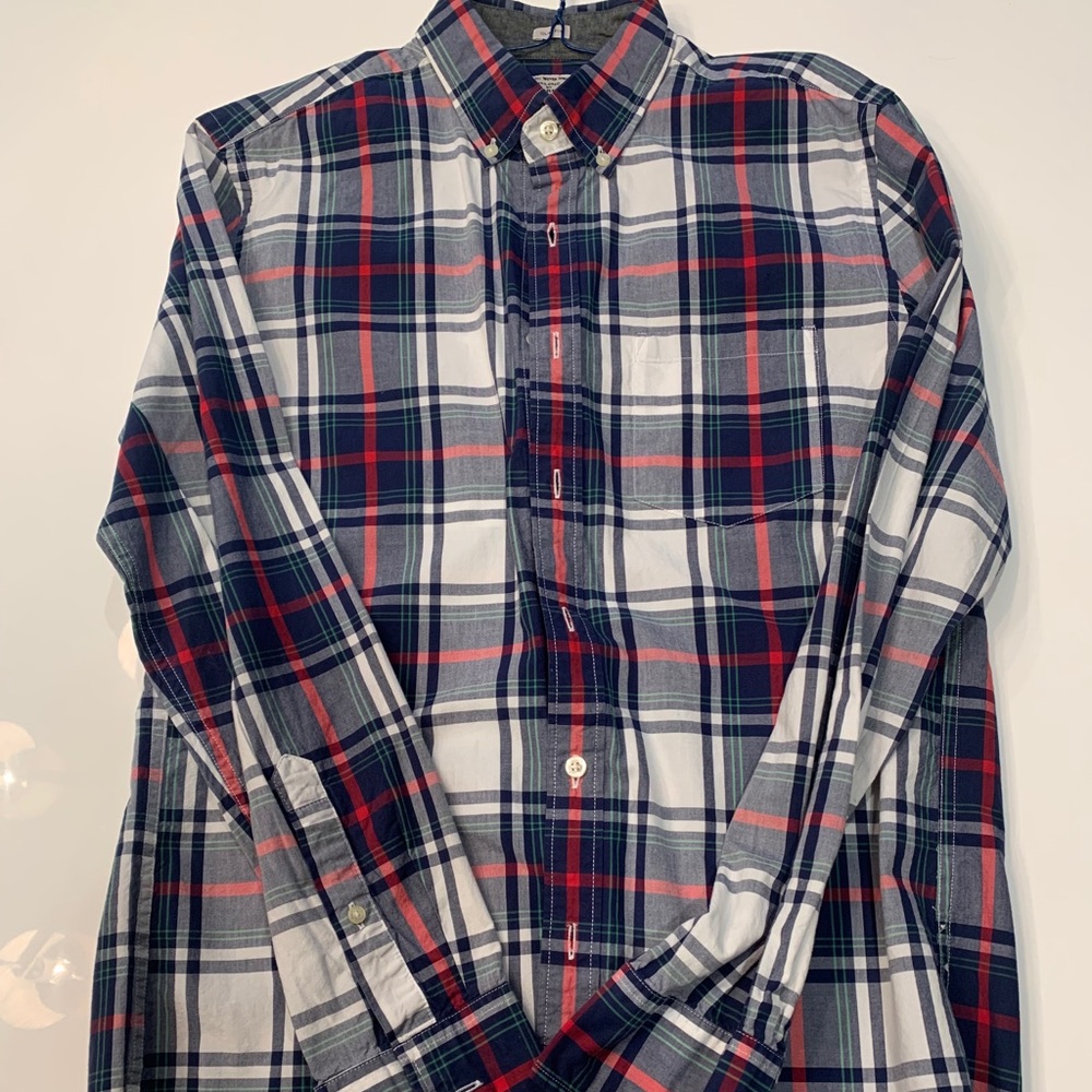 J crew men’s button up polo size medium slim fit